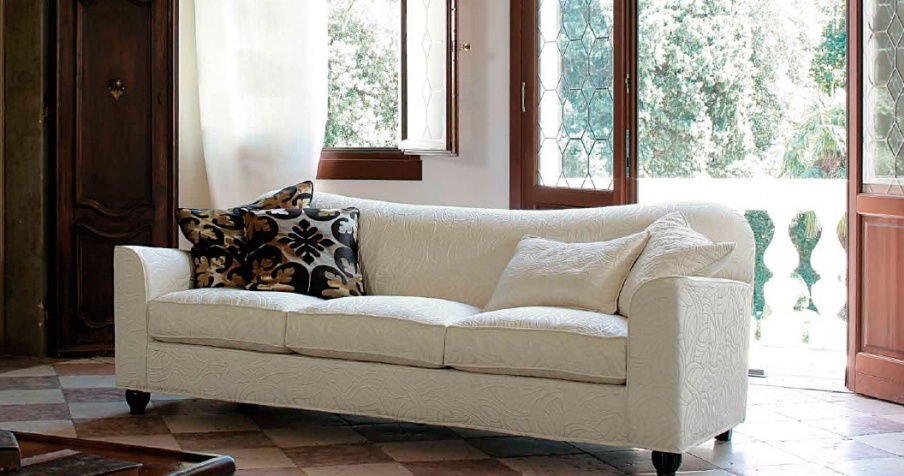 Three-seater sofa Foscari, Ville Venete