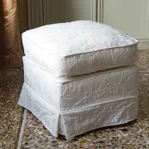 The Classic Pouf, Ville Venete