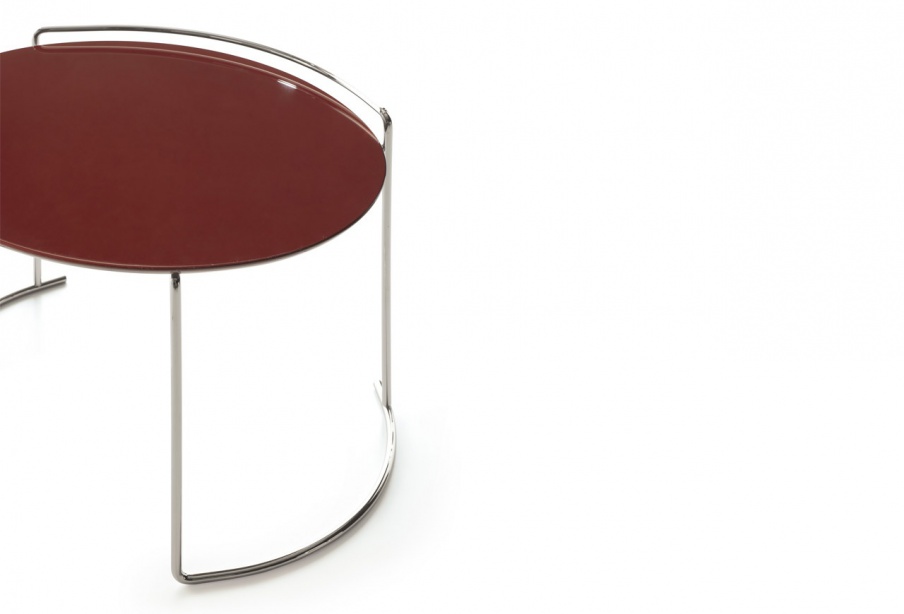 DJUNA table on a metal frame, Cassina