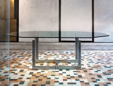 SARPI dining table on a metal frame, Cassina