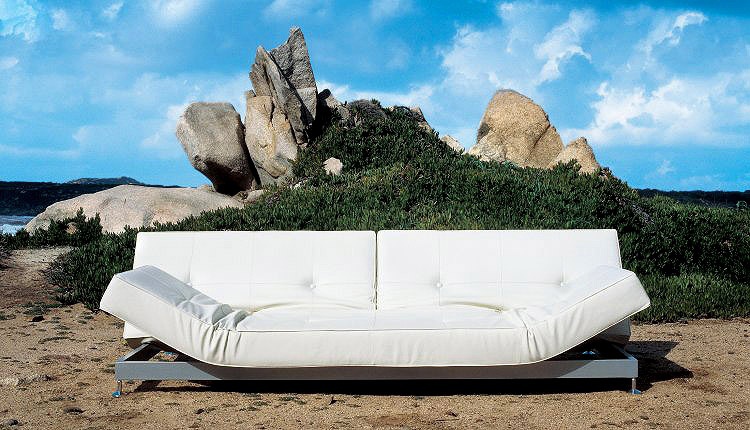 The sofa-bed frame of steel tubes Damier chaise longue, Edra