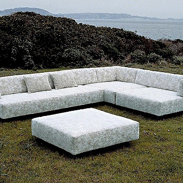The Esse Sofa
