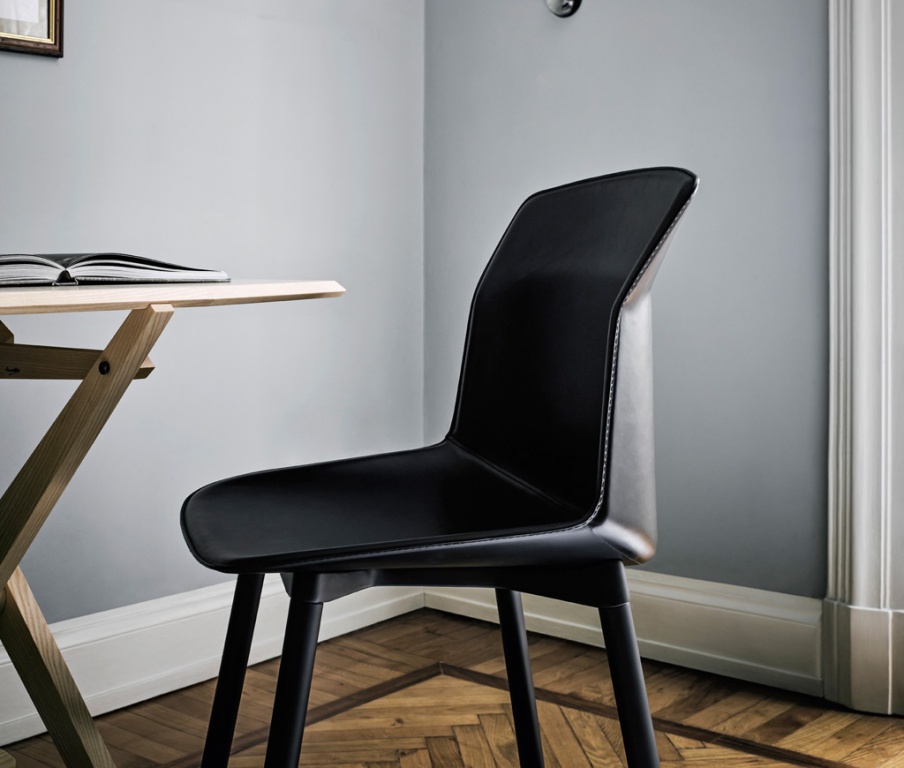 383/384 MOTEK chair on a metal frame, Cassina