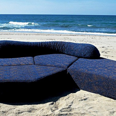 The sofa On the Rocks