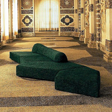 The sofa On the Rocks