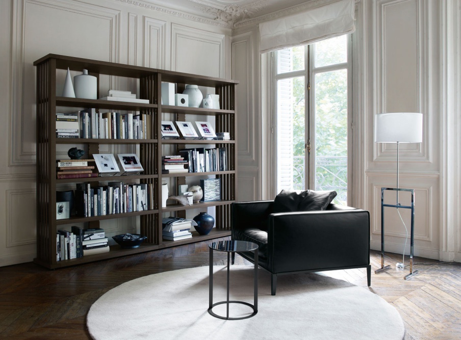 The rack is made of solid wood Biblia, B&B Italia