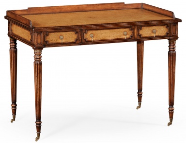 Dressing table on fluted legs Windsor, Jonathan Charles