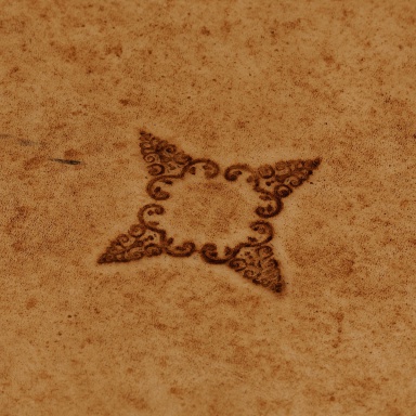 Windsor dressing table