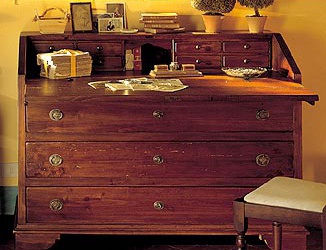 Secretaire, DOLFI