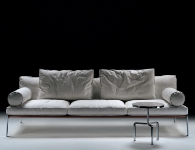 Sofa on a metal frame upholstered in leather or fabric Happy, Flexform