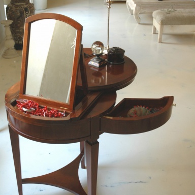 Dressing table DO.066