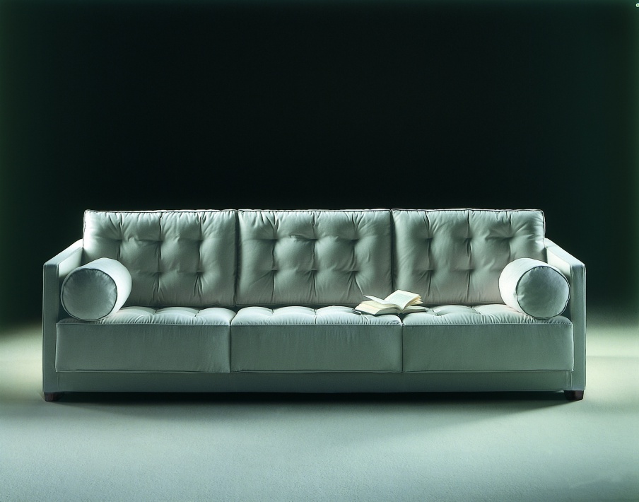 Sofa on a frame of wood upholstered in leather or fabric Le canape, Flexform
