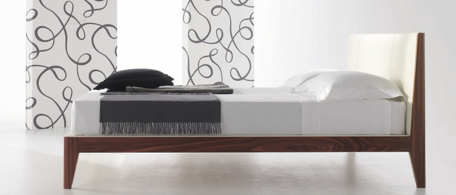 Double bed with upholstered headboard Mirago, Galimberti Nino