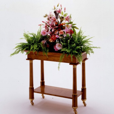 Serving table Impero