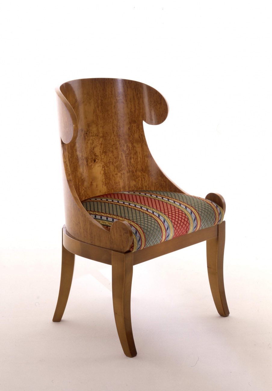 Chair Kremlin, Colombo Stile