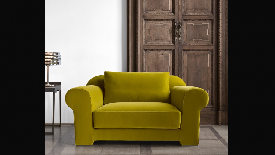 A chair made of wood Hypnose, Busnelli