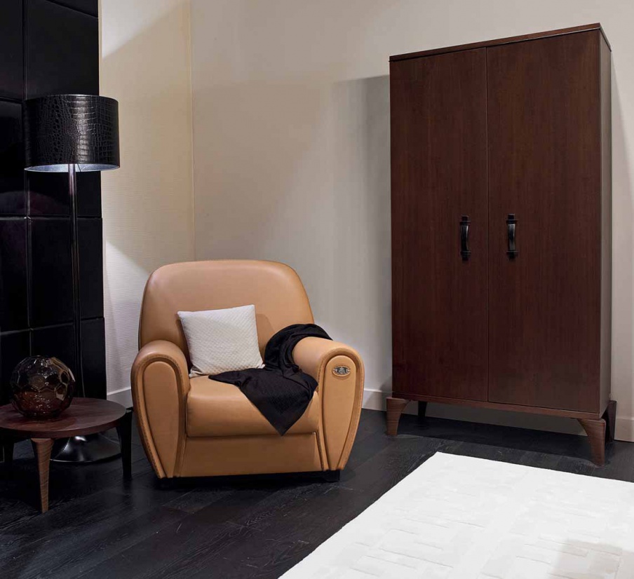  Wardrobe Raffles, Fendi