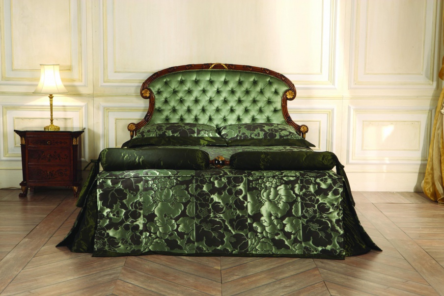 Double bed with high headboard Sandra Rossi, Colombo Stile