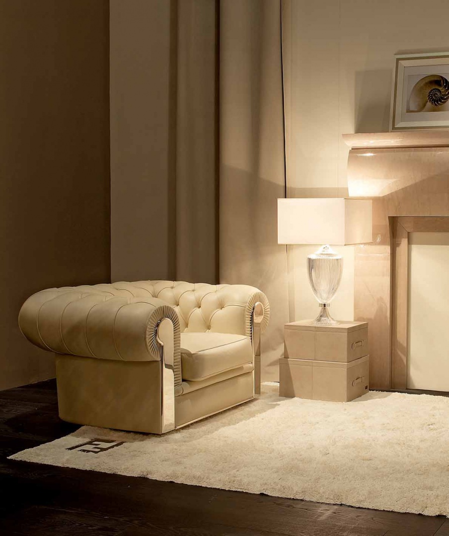 Chair in leather upholstery Albione, Fendi