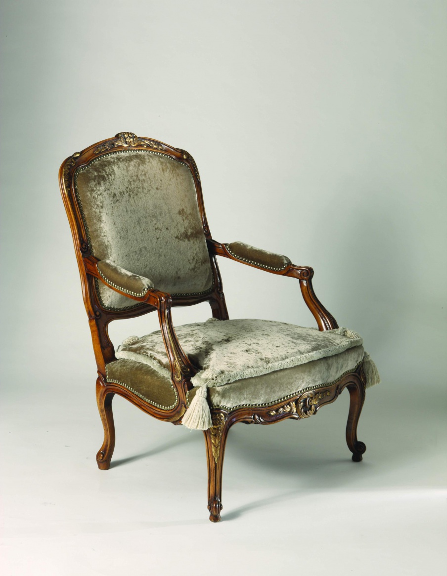 Chair Sandra Rossi from natural wood, and Colombo Stile