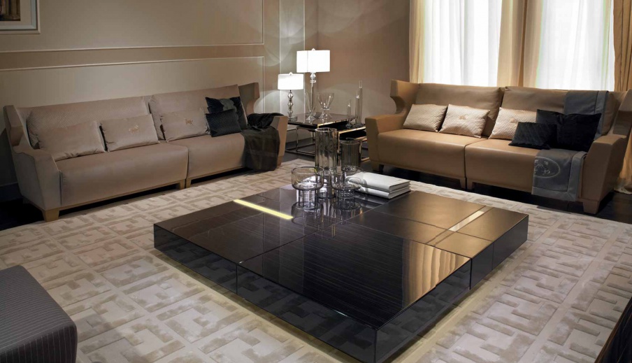 Four-seater sofa Dorchester, Fendi