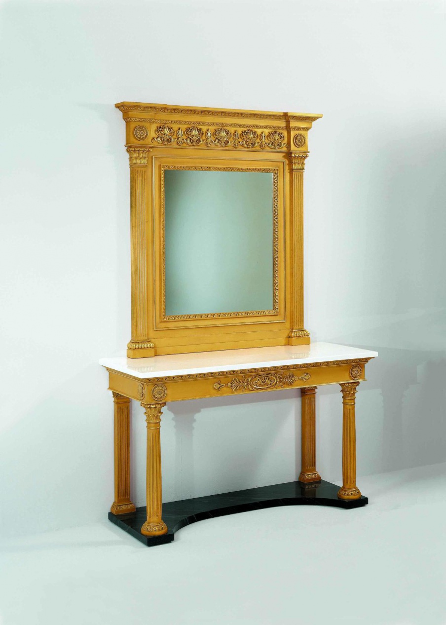 The console is natural wood S. I. P. ARR 05, Colombo Stile