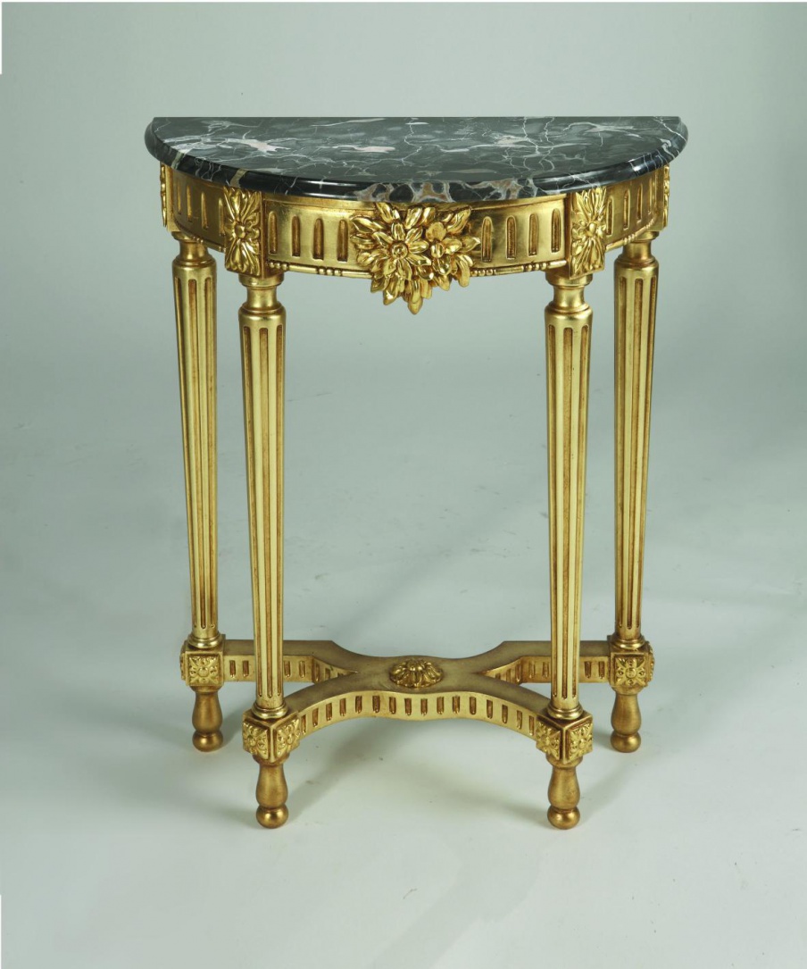 The console is natural wood S. I. P. ARR 09, Colombo Stile