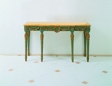 The console is natural wood S. I. P. ARR 09, Colombo Stile