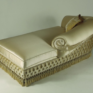 Couch S. I. P. ARR 09