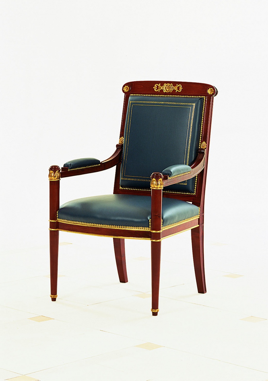 Chair with armrests made of natural wood S. I. P. ARR 09, Colombo Stile