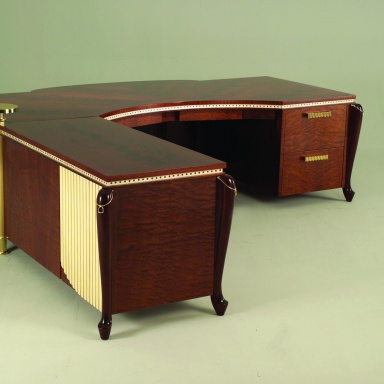 Desk S. I. P. ARR 09