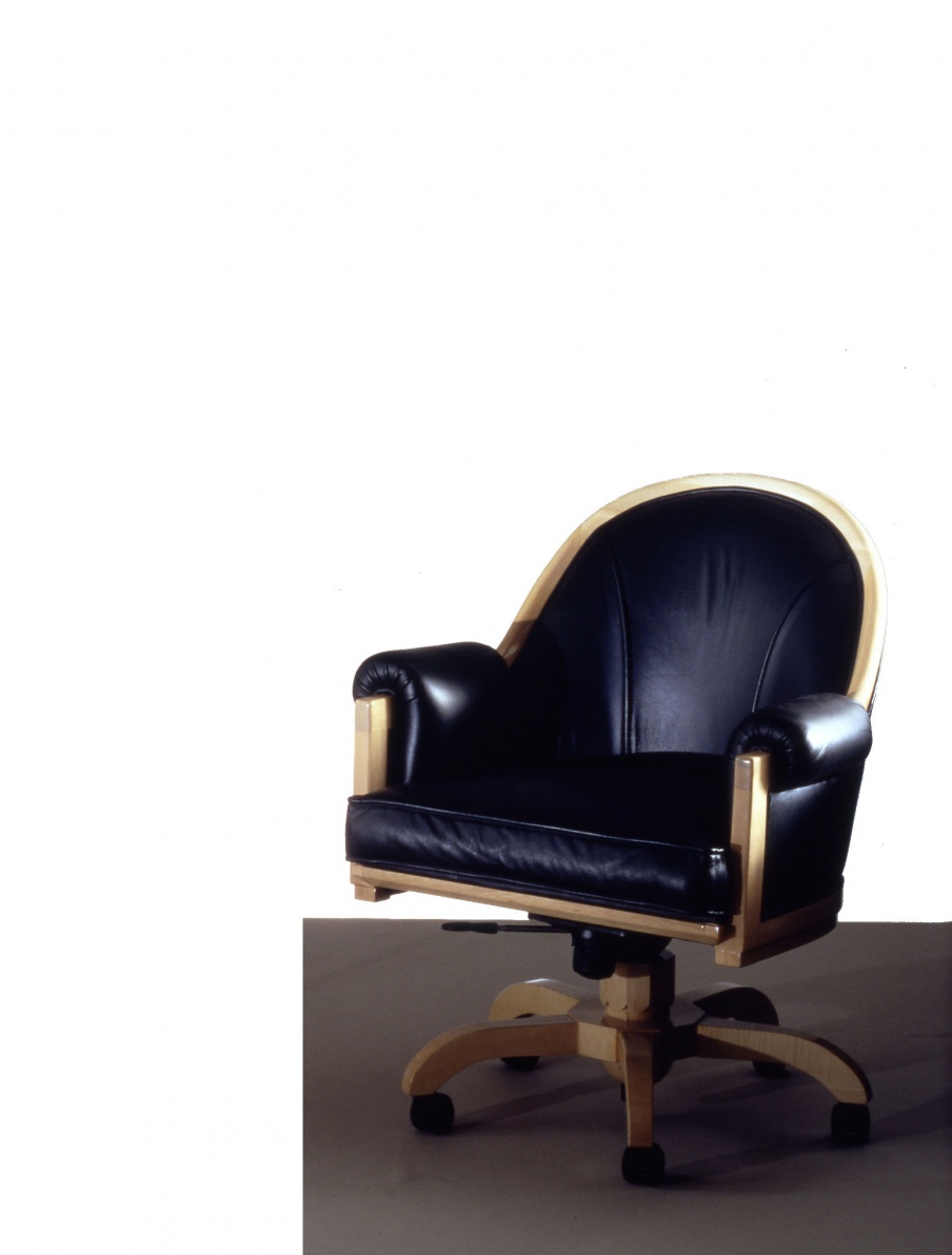 Chair on a swivel base made of natural wood S. I. P. ARR 09, Colombo Stile