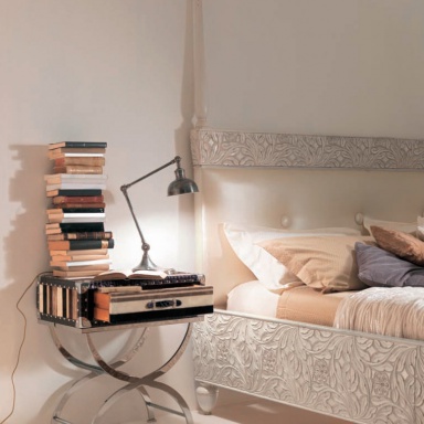 Bedside Cabinet Small trunk