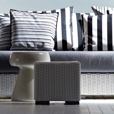 The coffee table InOut 611