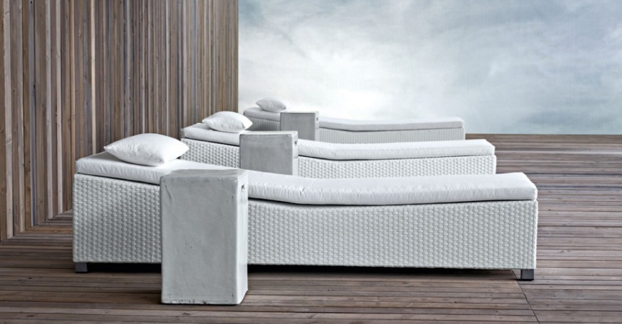The InOut 282 Daybed, Gervasoni