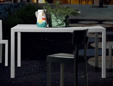 Dining table InOut 231 232 233 234, Gervasoni