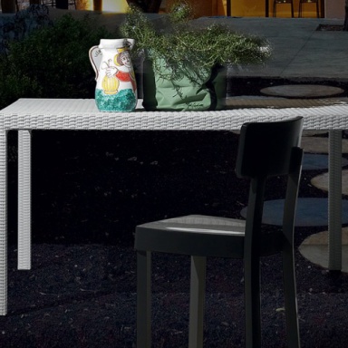 Dining table InOut 231 232 233 234