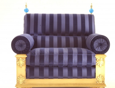 The chair of The Orientalists made of natural wood, Colombo Stile