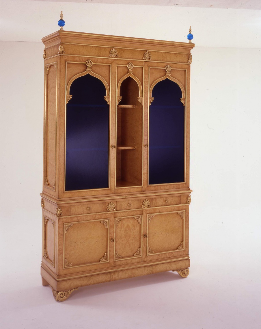 Sideboard The Orientalists made of natural wood, Colombo Stile
