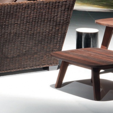 InOut 944 is a coffee table