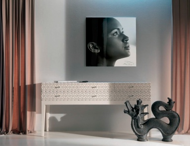 The console on high legs Natural Chic, Bizzotto