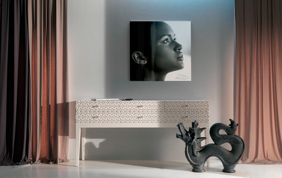 The console on high legs Natural Chic, Bizzotto