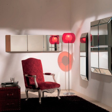 Armchair with armrests Poltrona