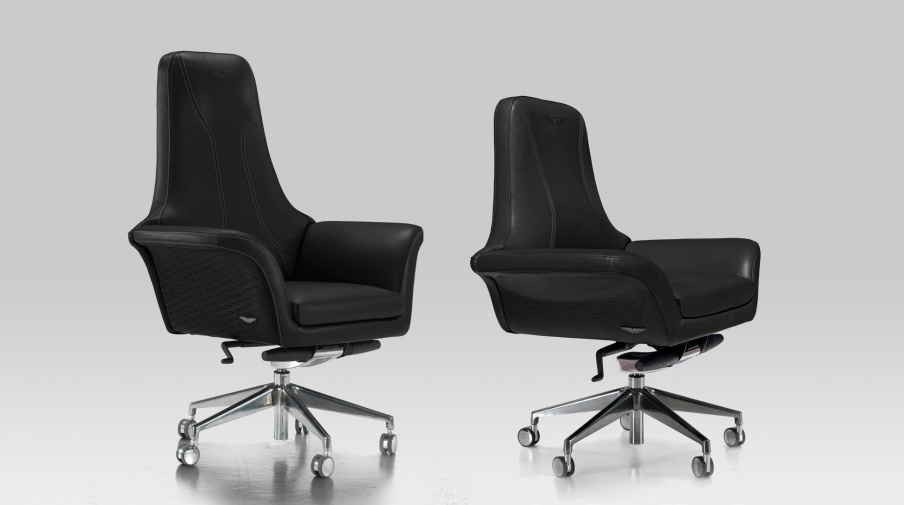 V049 chair with armrests, Formitalia