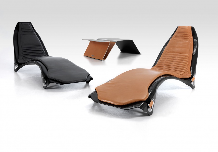 V007 chaise lounge in leather upholstery, Formitalia