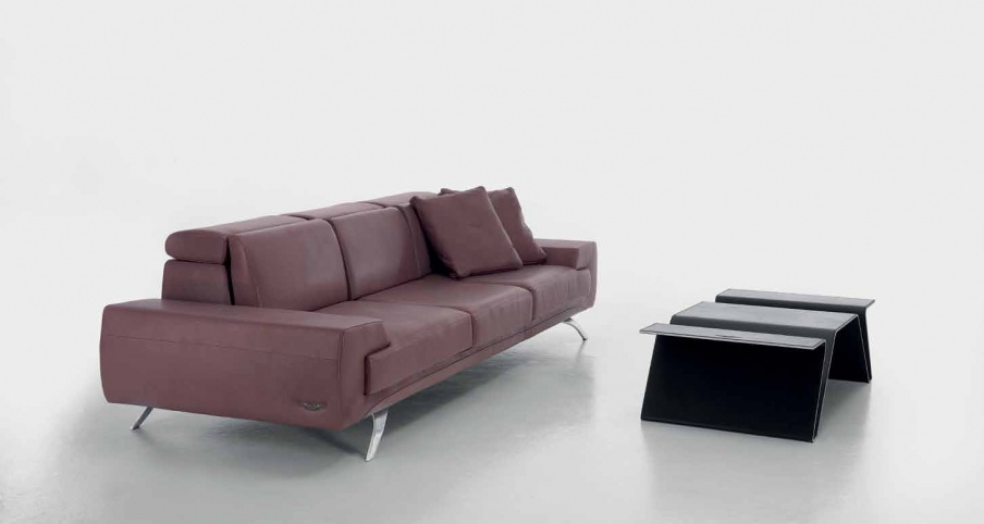 Three-seat sofa V034, Formitalia