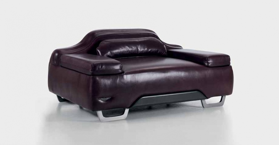 V063 chair in leather upholstery, Formitalia