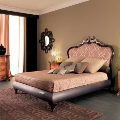 A chest of drawers on small feet Chest of drawers