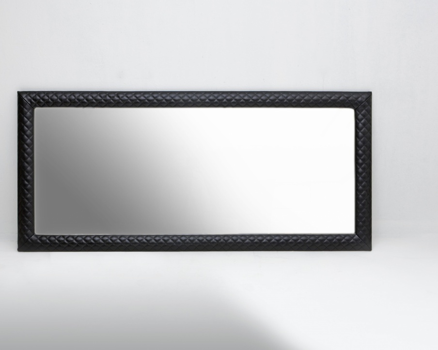 The Trocadero Mirror, Colombo Stile