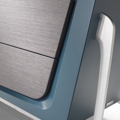 A chest of drawers MBS 007